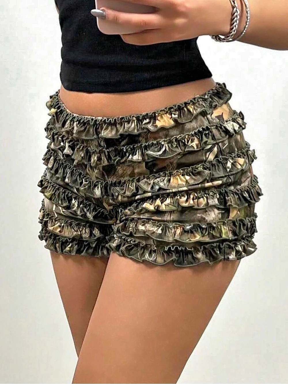 Camo Print Ruffle Shorts - Picture 2 of 4